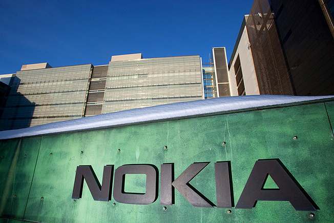 Nokia Sign Nokia Oracle Mapping Deal