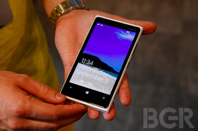 bgr-lumia-920-820-4